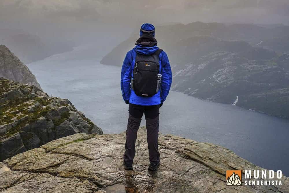 Uno de los momentos más especiales de mi vida en solitario, gracias a preparar minuciosamente la previsión meteorológica para la montaña