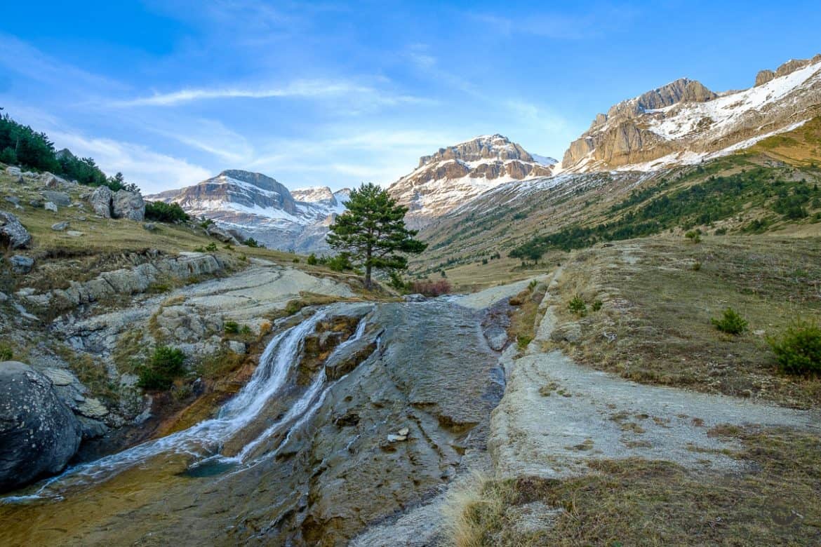 Ruta del Puerto de Aísa por el Barranco de Igüer